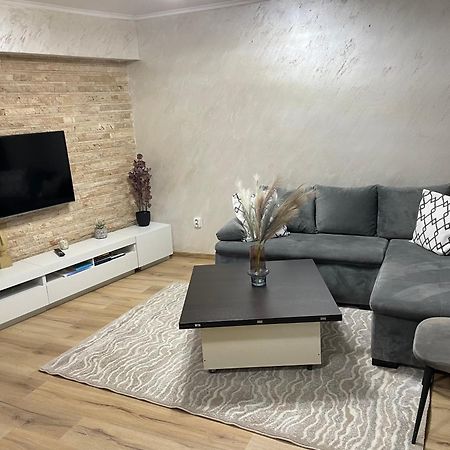 Pretty Luxury Apartament'S Cluj-Napoca Luaran gambar